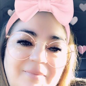 Meet your Posher, Isabel